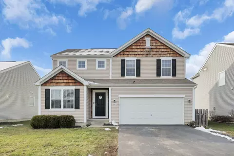 2415 Angelfire Dr, Grove City, OH 43123