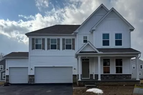 302 Reign Way, Pataskala, OH 43062