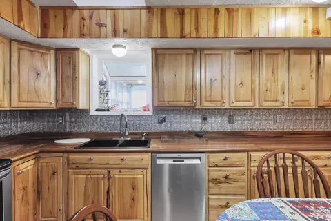 5530 S Pitchin Rd, Springfield, OH 45502 photo 14