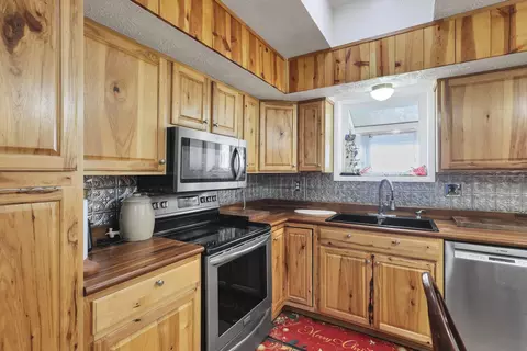 5530 S Pitchin Rd, Springfield, OH 45502 photo 13