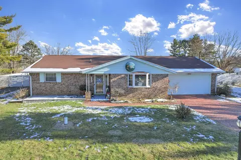 5530 S Pitchin Rd, Springfield, OH 45502