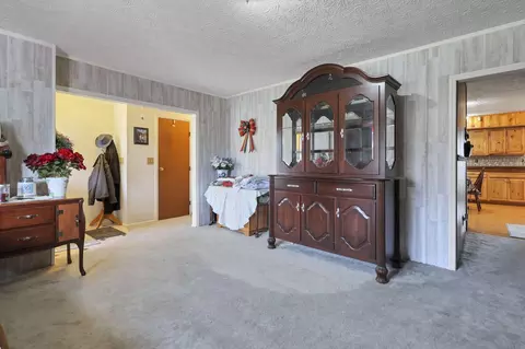 5530 S Pitchin Rd, Springfield, OH 45502 photo 17