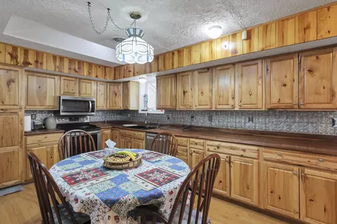 5530 S Pitchin Rd, Springfield, OH 45502 photo 12