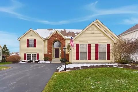 4715 Greyson Dr, Powell, OH 43065