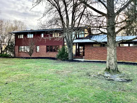 9 Overlook Dr, Chillicothe, OH 45601