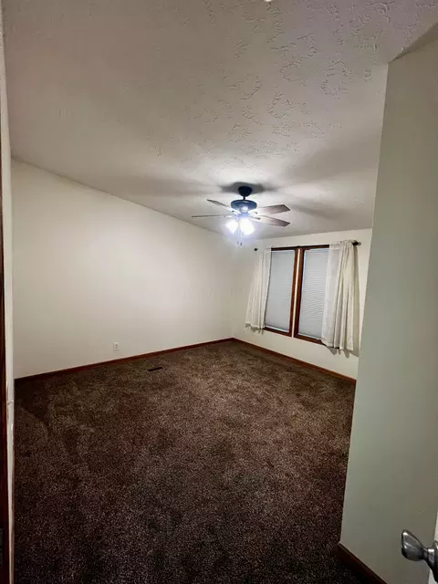 Bedroom - 25 Winter Pine Dr, Delaware, OH 43015 photo 5 of 6