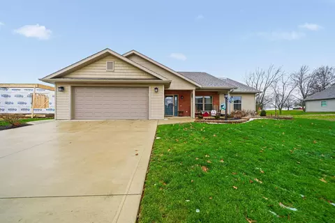 148 Kincora Dr, Bucyrus, OH 44820