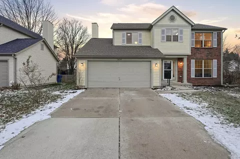 1454 Cinnamon Dr, Marysville, OH 43040