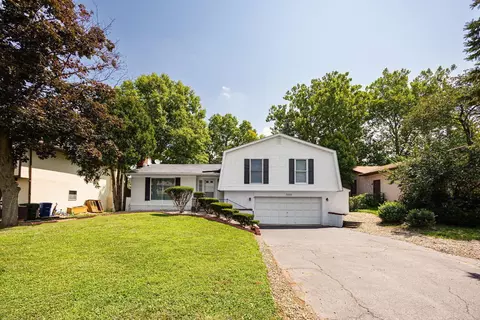 5486 Pine Bluff Rd, Columbus, OH 43229