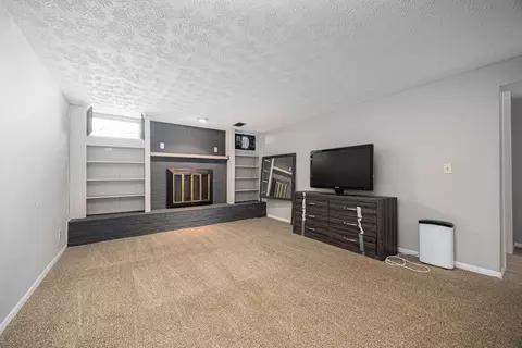 Living - 5486 Pine Bluff Rd, Columbus, OH 43229 photo 4 of 4