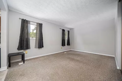 Living - 5486 Pine Bluff Rd, Columbus, OH 43229 photo 3 of 4