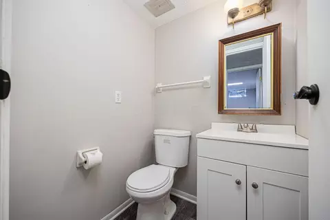 Bath - 5486 Pine Bluff Rd, Columbus, OH 43229 photo 4 of 4