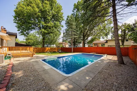 Exterior - 5486 Pine Bluff Rd, Columbus, OH 43229 photo 6 of 9