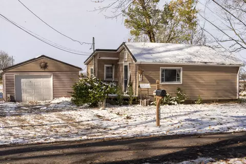 450 Lake Ave, Russells Point, OH 43348