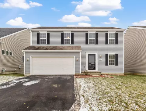 8463 Haleigh Woods Dr, Blacklick, OH 43004