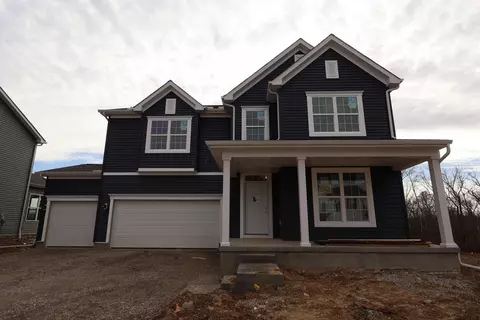 1011 Heimat Haus Dr, Grove City, OH 43123