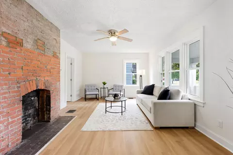 2143 Leonard Ave, Columbus, OH 43219