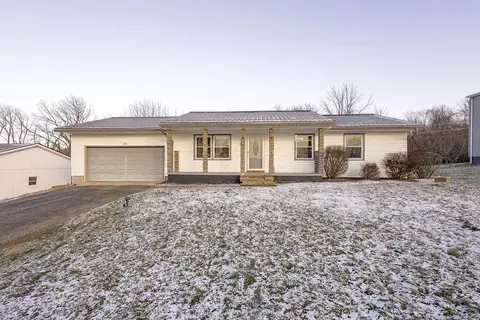 23 Upland Ter, Mount Vernon, OH 43050
