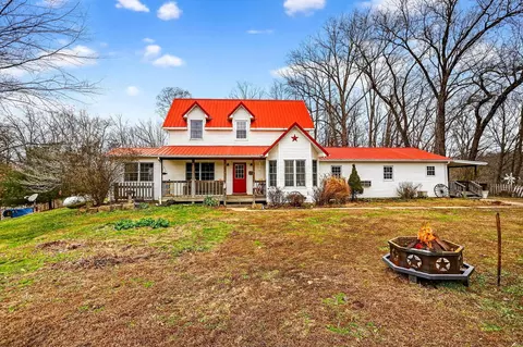 1521 Sam Gilliland Rd, Oak Hill, OH 45656