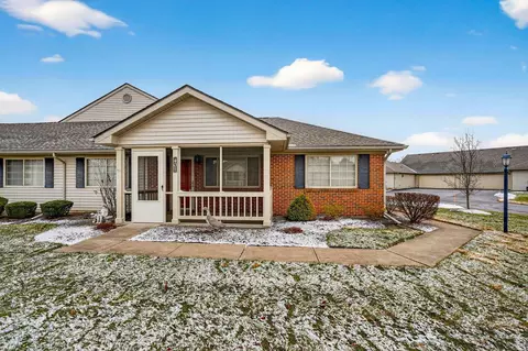 401 Virginia Ct, Pataskala, OH 43062