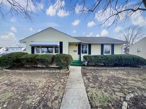 3462 Kenlawn St, Columbus, OH 43224