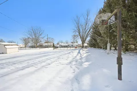 210 Meadow Dr, Circleville, OH 43113 photo 37