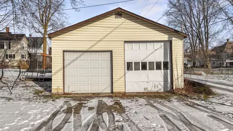 537 Clark St, Willard, OH 44890 photo 27