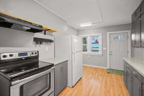537 Clark St, Willard, OH 44890 photo 5