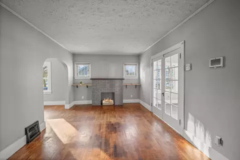 537 Clark St, Willard, OH 44890 photo 11