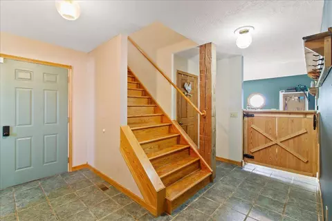 Entry Way - 7320 Long Pond Rd, Cable, OH 43009 photo 5 of 6