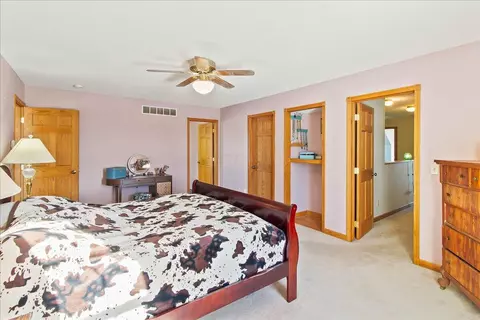 Bedroom - 7320 Long Pond Rd, Cable, OH 43009 photo 5 of 7