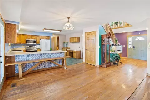 Entry Way - 7320 Long Pond Rd, Cable, OH 43009 photo 3 of 6
