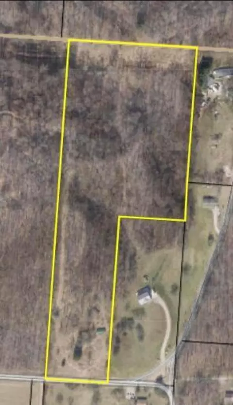 8175 Loches Rd, Saint Louisville, OH 43071