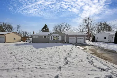 79 James Ave, Heath, OH 43056