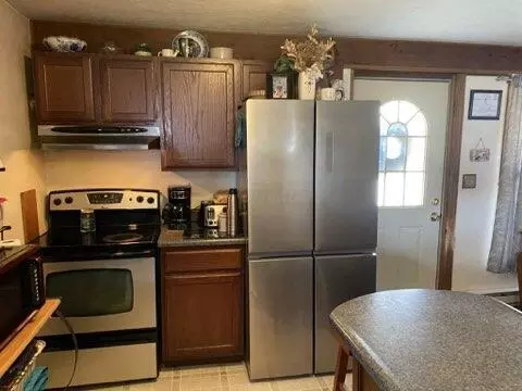 Kitchen - 600 E 2nd St, Logan, OH 43138 photo 3 of 3