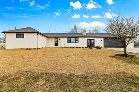 1933 London Groveport Rd, Grove City, OH 43123