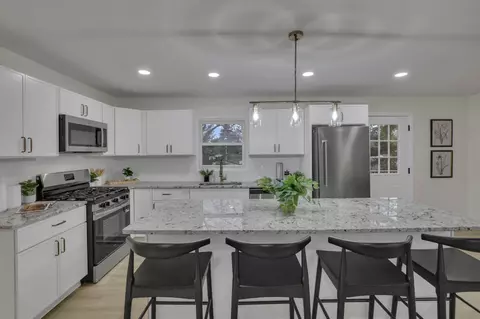 115 Hill Rd S, Pickerington, OH 43147