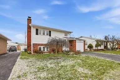 3294 Devin Rd, Grove City, OH 43123