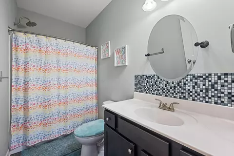 Bath - 2961 Warrensburg Rd, Delaware, OH 43015 photo 3 of 3