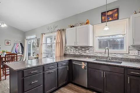 Kitchen - 2961 Warrensburg Rd, Delaware, OH 43015 photo 3 of 4