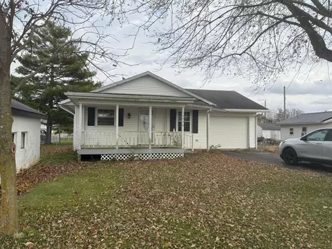 10936 6th St, Clarksburg, OH 43115