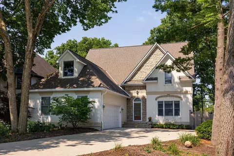 3441 Sunset Dr, Columbus, OH 43221