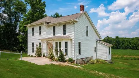 13255 Lonesome Rd, Thornville, OH 43076