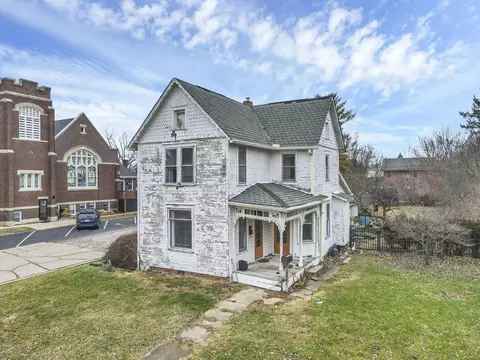 450 W Main St, Groveport, OH 43125