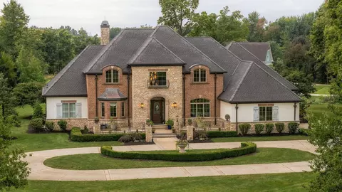 5335 Hoover Gate Ln, Westerville, OH 43082