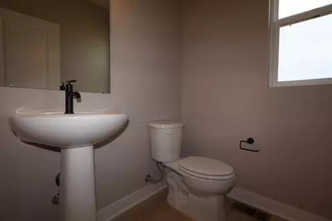 Bath - 1609 Kenneth Dr, Delaware, OH 43015 photo 1 of 3