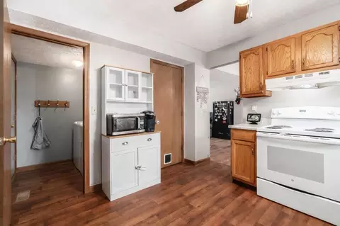 Entry Way - 142 Kettering Bnd, Delaware, OH 43015 photo 1 of 1