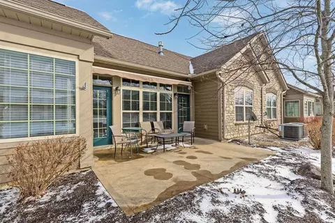 310 Stoneshire Loop, Pataskala, OH 43062 photo 37