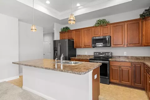 310 Stoneshire Loop, Pataskala, OH 43062 photo 6