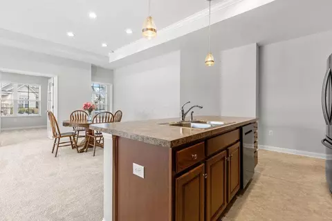 310 Stoneshire Loop, Pataskala, OH 43062 photo 7